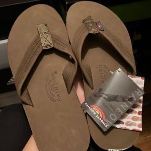 Brand New Never Worn Rainbow Mens Size 9.5-10.5